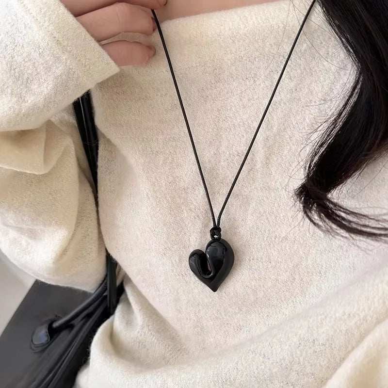 Crimson Love Vintage Heart Necklace – Romance with a Retro Soul