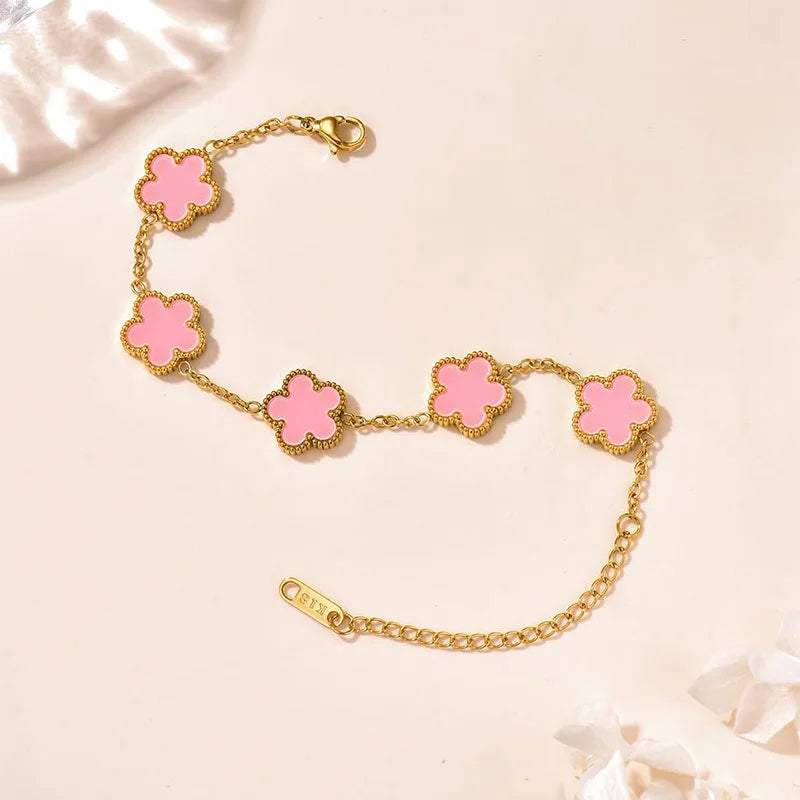 Lucky Clover Double-Sided Flower Bracelet – Elegance with a Touch of Fortune