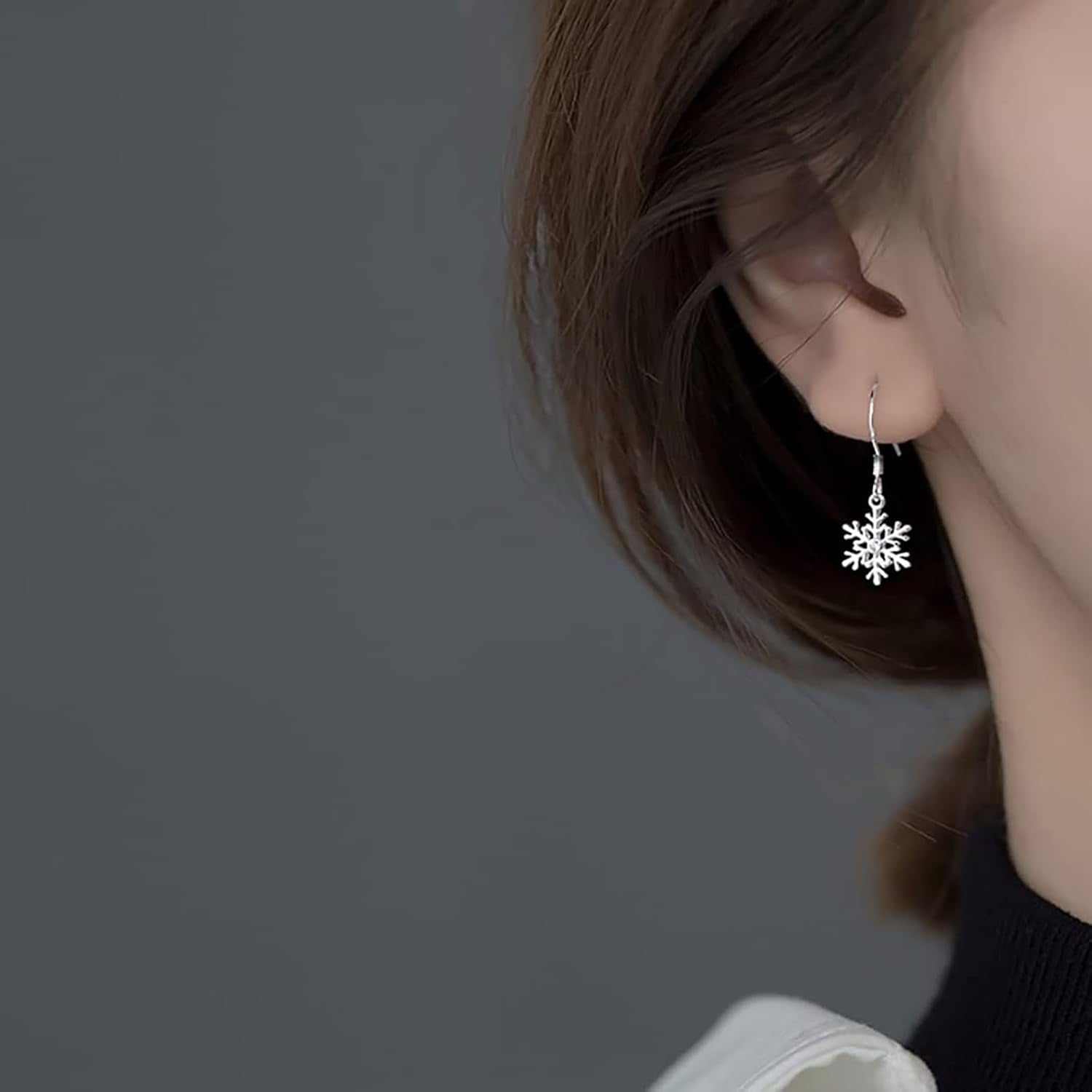 925 Sterling Silver Snowflake Earrings Drop for Women Christmas Small Snowflake Dangle Earrings
