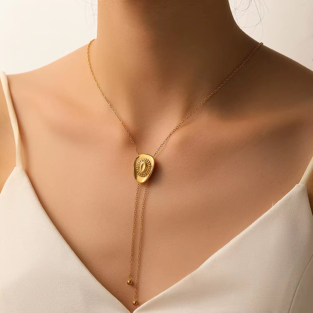 Western Muse Long Tassel Necklace – Bold Grace in Every Swing