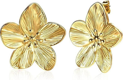 Gold Shell Earrings for Women, Beach Statement Earrings, Summer Sea Shell Jewelry, Elegant Vacation Gifts, Dainty Stud Earrings for Mother, Friend, Girlfriend (0.81 Inch)